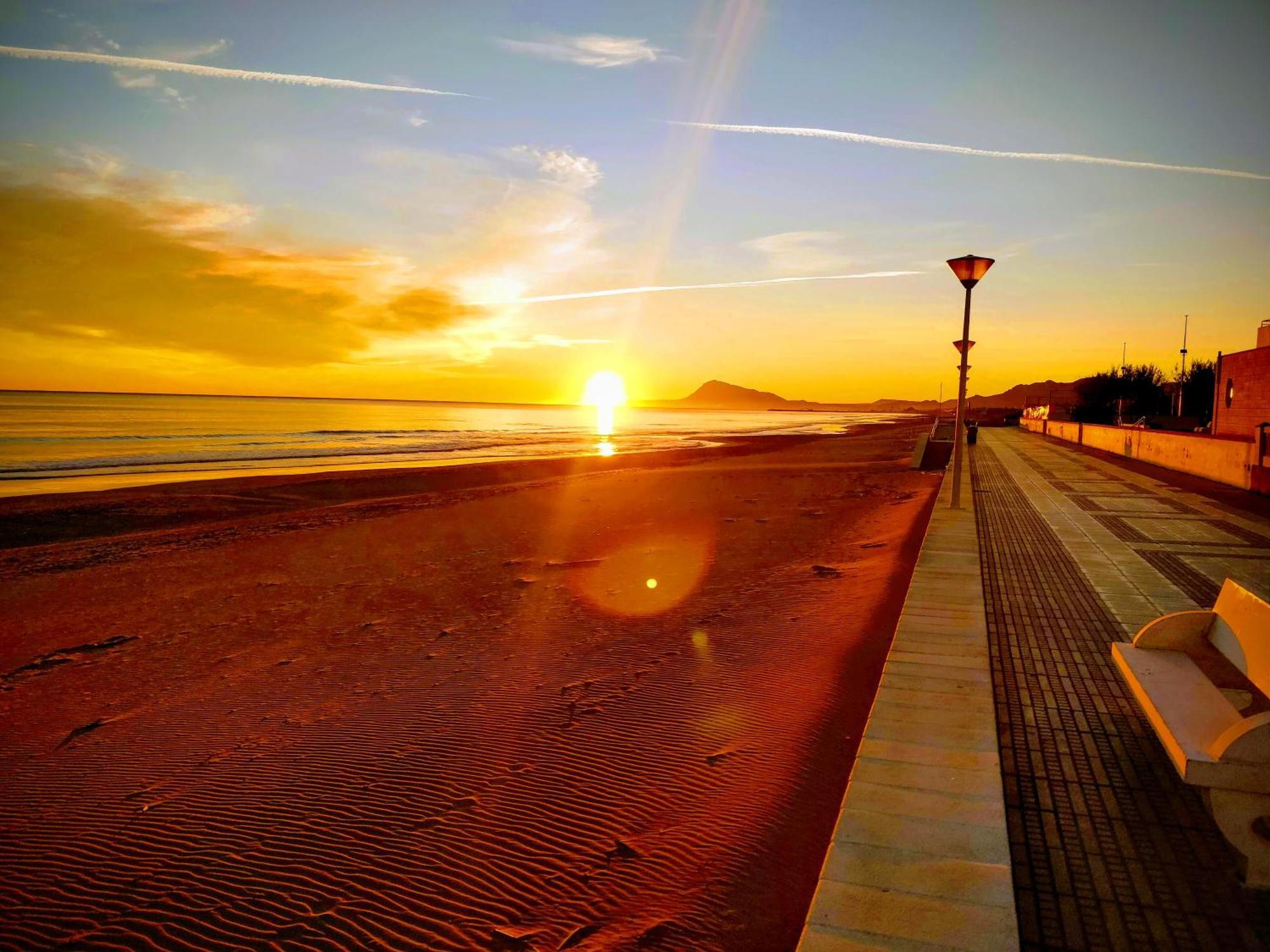 Hello Piles Beach Sofia Экстерьер фото